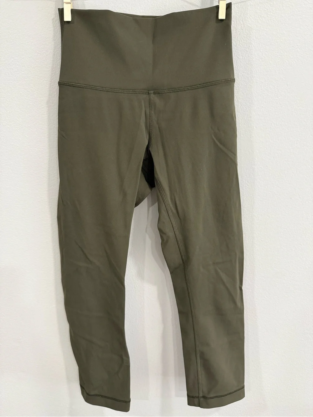 Lululemon Wunder Under Crop (Hi-Rise) — Full-On Luxtreme